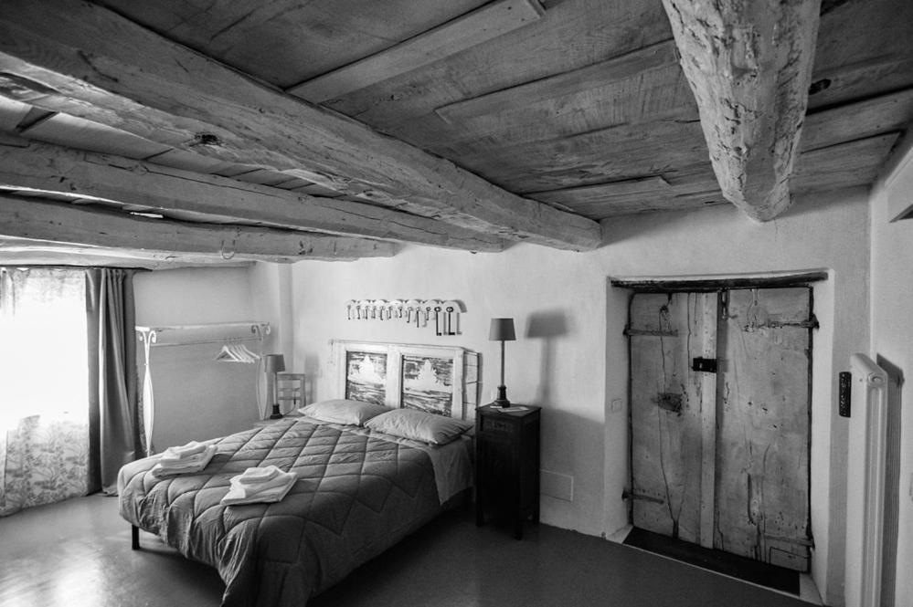 Bed and Breakfast Viandanti, Artisti E Sognatori Comano  Екстер'єр фото